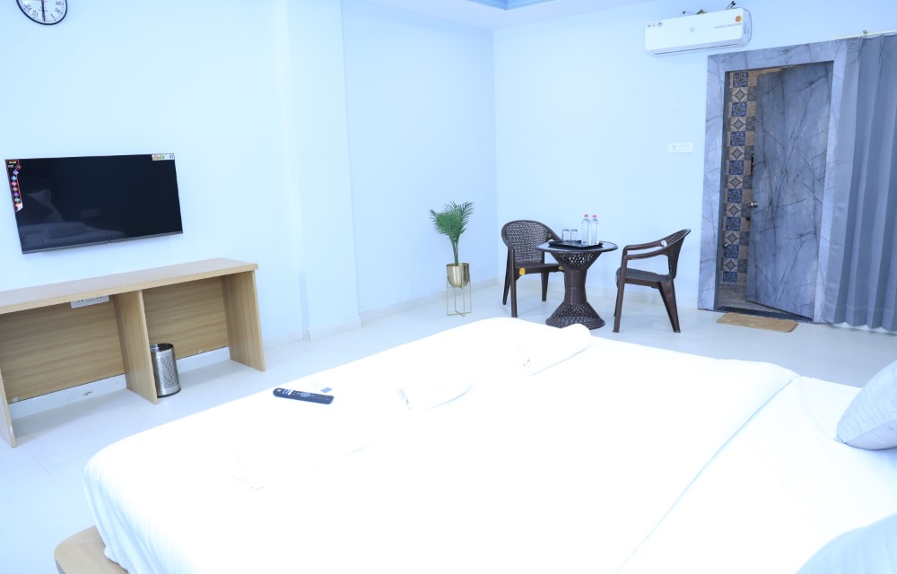 ROOMS_NAME