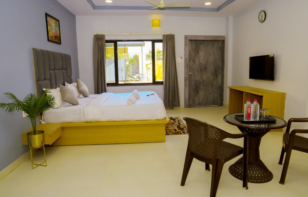 ROOMS_NAME